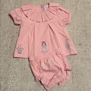 24m Stitchy Fish Corduroy Diaper Set 
WORN ONCE